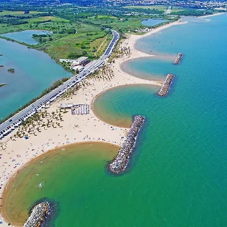 Location Estival Parfaite : A 50 Metres De La Plage, Offrant Magnifique Vue *